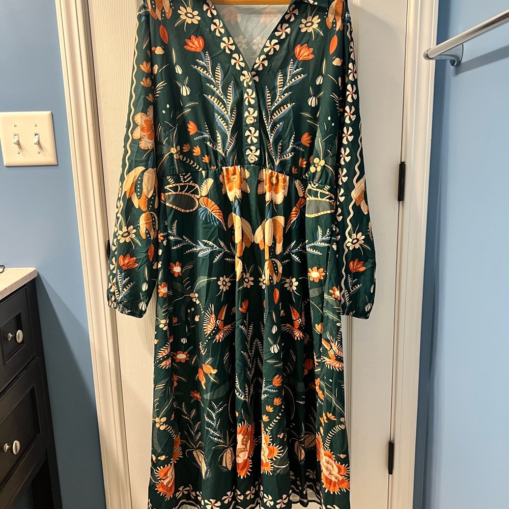 BloomChic Green Floral Maxi Dress